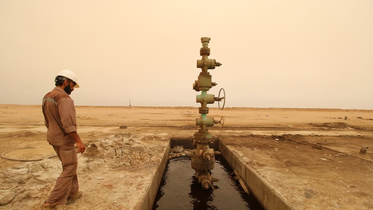 More than 6 billion and a half billion dollars is Iraq's oil revenues in a month