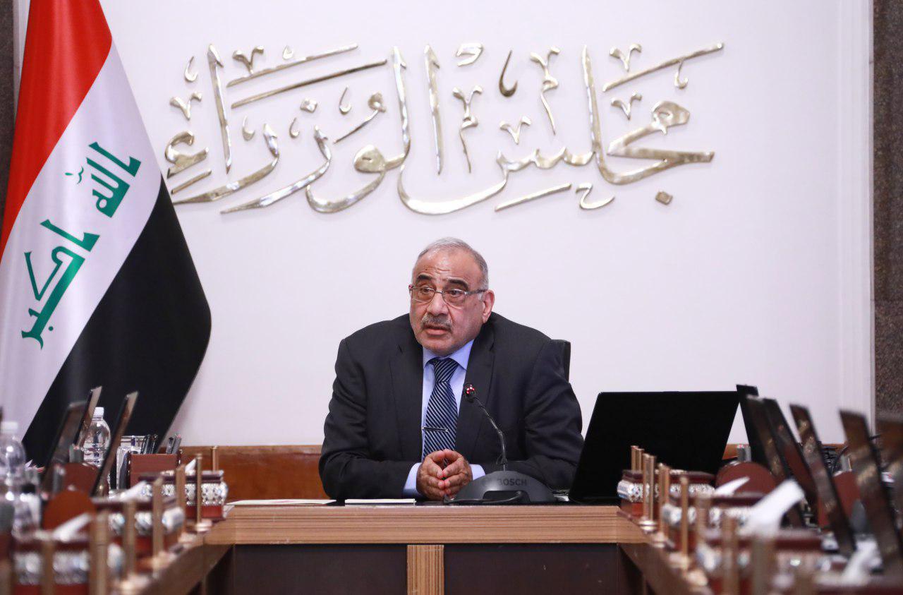 برلمانية تقاضي حكومة عبد المهدي لإتخاذها قرارا "خطيرا وكارثيا" يهدد الرواتب
