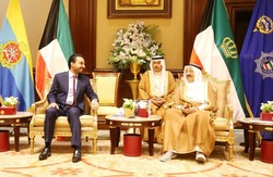 الحلبوسي يبدأ زيارة "استثمارية" للكويت رفقة عشرة محافظين