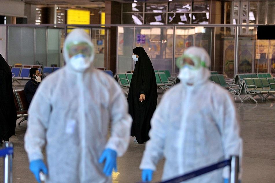اصابة طبيب بكورونا ودفن جثمان 13 حالة وفاة بالفيروس في العراق