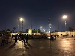 محتجون يحاولون اقتحام مبنى مجلس محافظة كربلاء