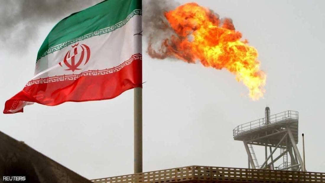 A huge fire at an Iranian oil facility