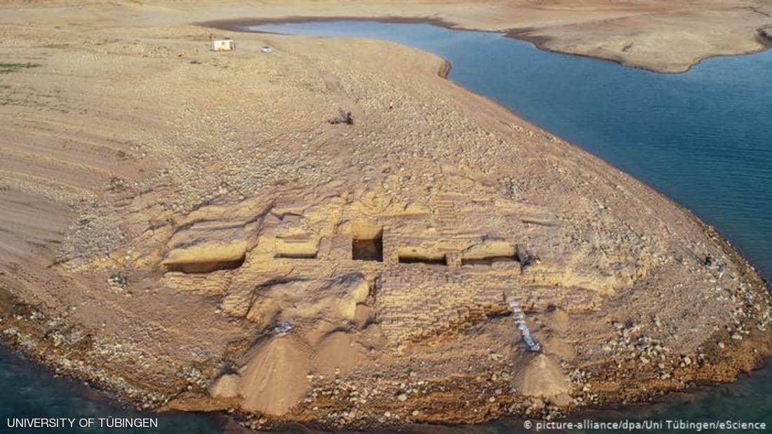 الجفاف يكشف قصرا لامبراطورية كوردية قرب الموصل