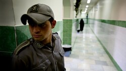 إيران تعتقل منشدين ودعاة بتهمة "التجسس" لإسرائيل وتشويه عاشوراء