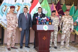 وزير الدفاع العراقي يأمر بإحالة عدد من الضباط والقادة الى المحاكم العسكرية