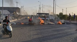البصرة.. قطع طرق للمطالبة بإقالة العيداني وفليح
