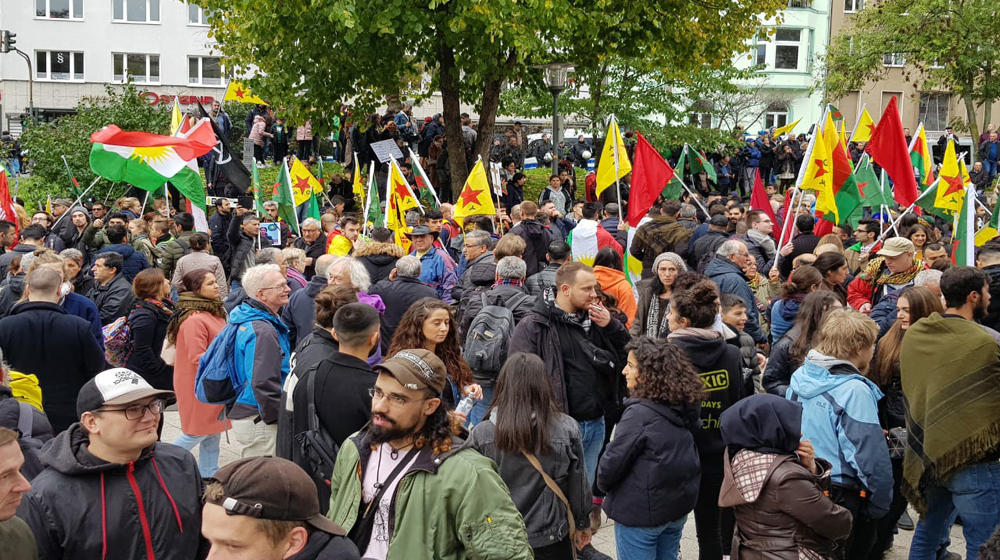 تظاهرة للجالية الكوردية في ألمانيا للتنديد بالهجوم التركي