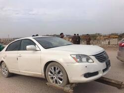 متظاهرون يحاصرون رئيس حكومة محلية لمحافظة عراقية ويستولون على عجلة لموكبه