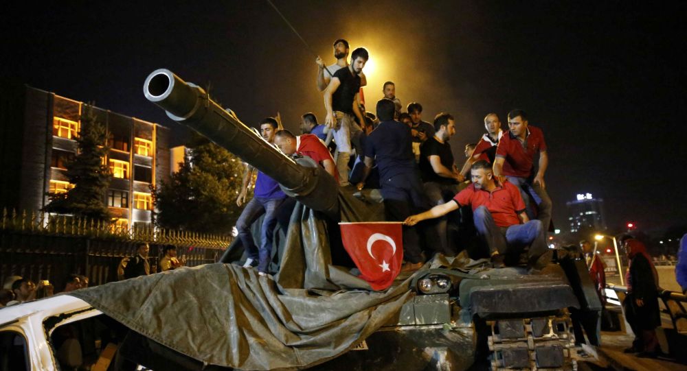 المؤبد لـ121 شخصا لمشاركتهم بعملية الانقلاب في تركيا