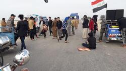 محتجون يغلقون طريقا مؤديا لمصفاة نفطية في العراق