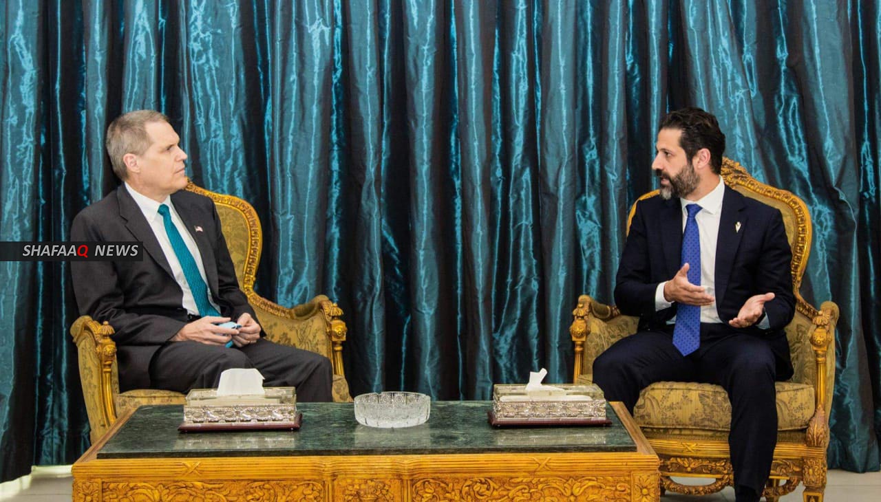 طالباني يبحث مع السفير الامريكي الحوارات بشأن حصة الاقليم من الموازنة وقصف اربيل