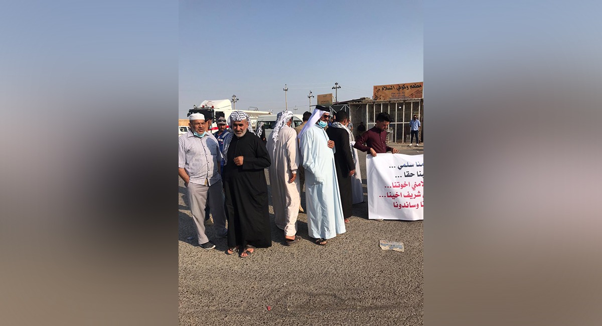 "مزارعون متضررون" يغلقون بوابة حقل نفطي جنوب العراق