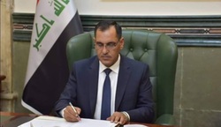 برلماني يكشف عن استقالة وزير الصناعة من منصبه والوزارة تصدر توضيحا