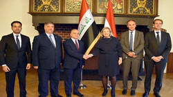 العراق يطلب من هولندا التعاون بادارة المنافذ الحدودية وتدقيق وثائق السفر