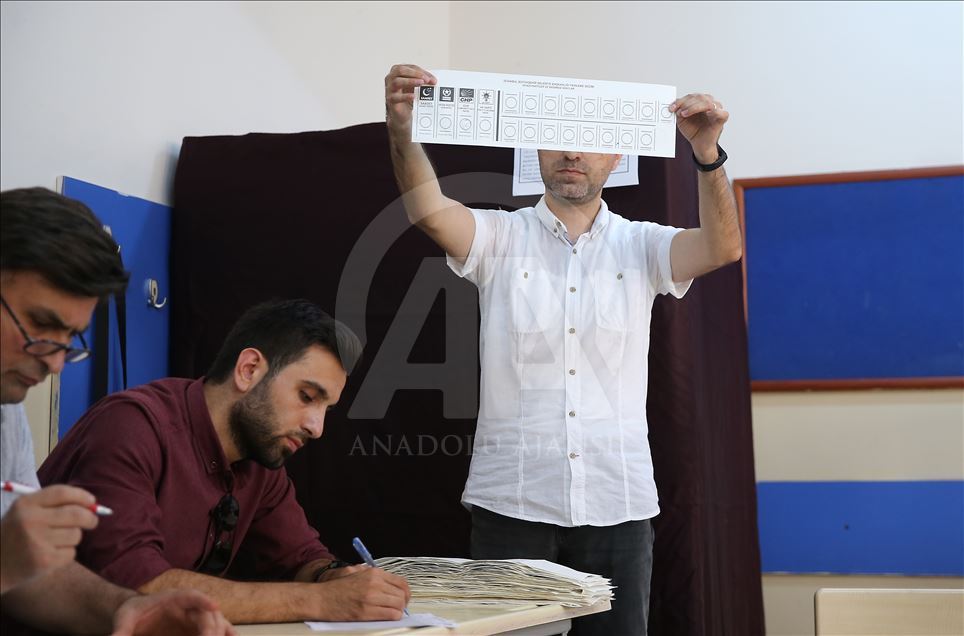 انتخابات اسطنبول.. تقدم لإمام أوغلو بفارق كبير ويلدرم يقر بالخسارة