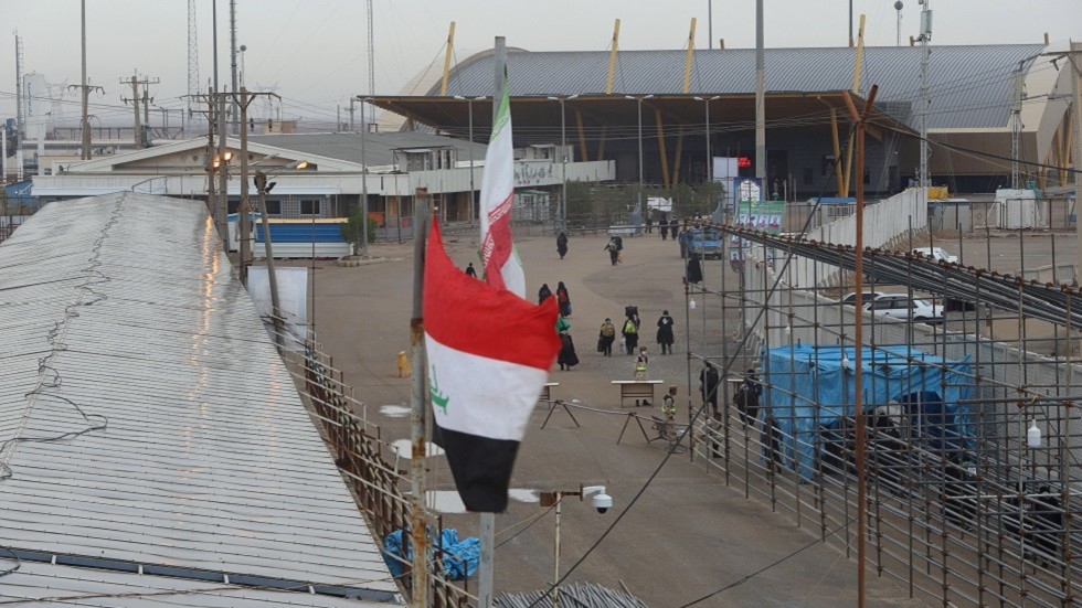 العراق يقرر اعادة فتح المنافذ الحدودية امام الحركة التجارية