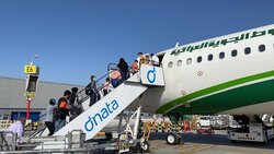 بلبلة على متن طائرة تقل عراقيين عالقين في الاردن بسبب مسؤول عراقي