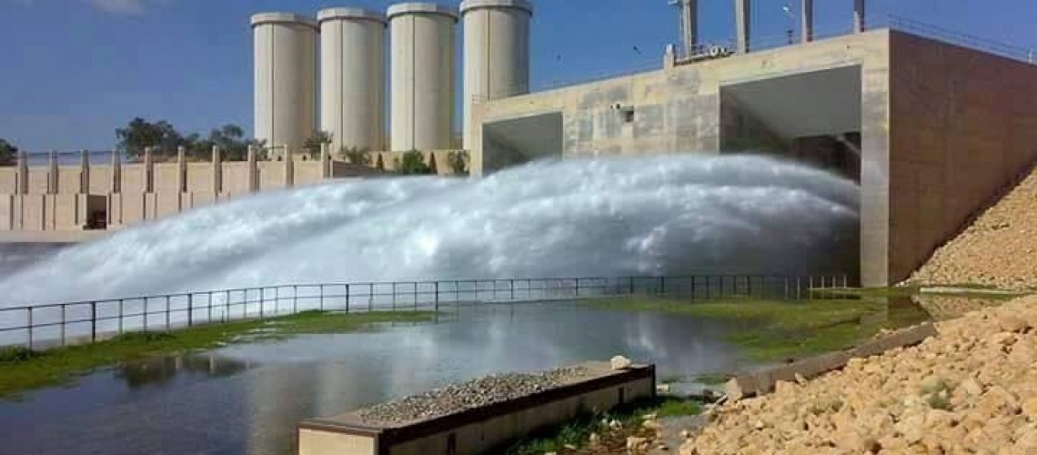 الموارد المائية توضح حقيقة الخطر على سد الموصل بعد السيول والفيضانات